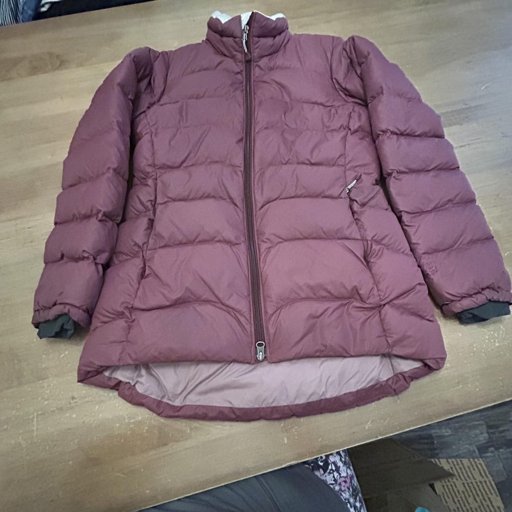 Mountain Hardwear Jacket Womens Small Maroon Down Puffer Fleece Lined Long Coat